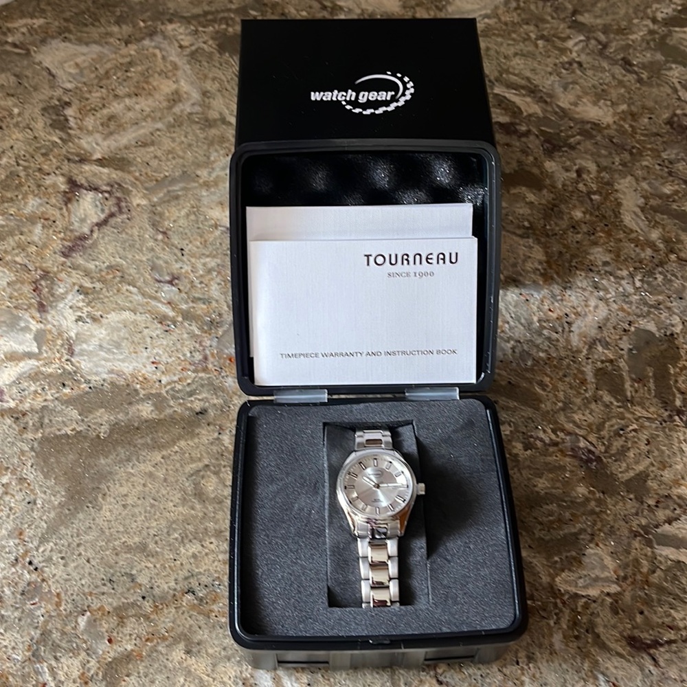 Watch Gear Tourneau GRL-WW82